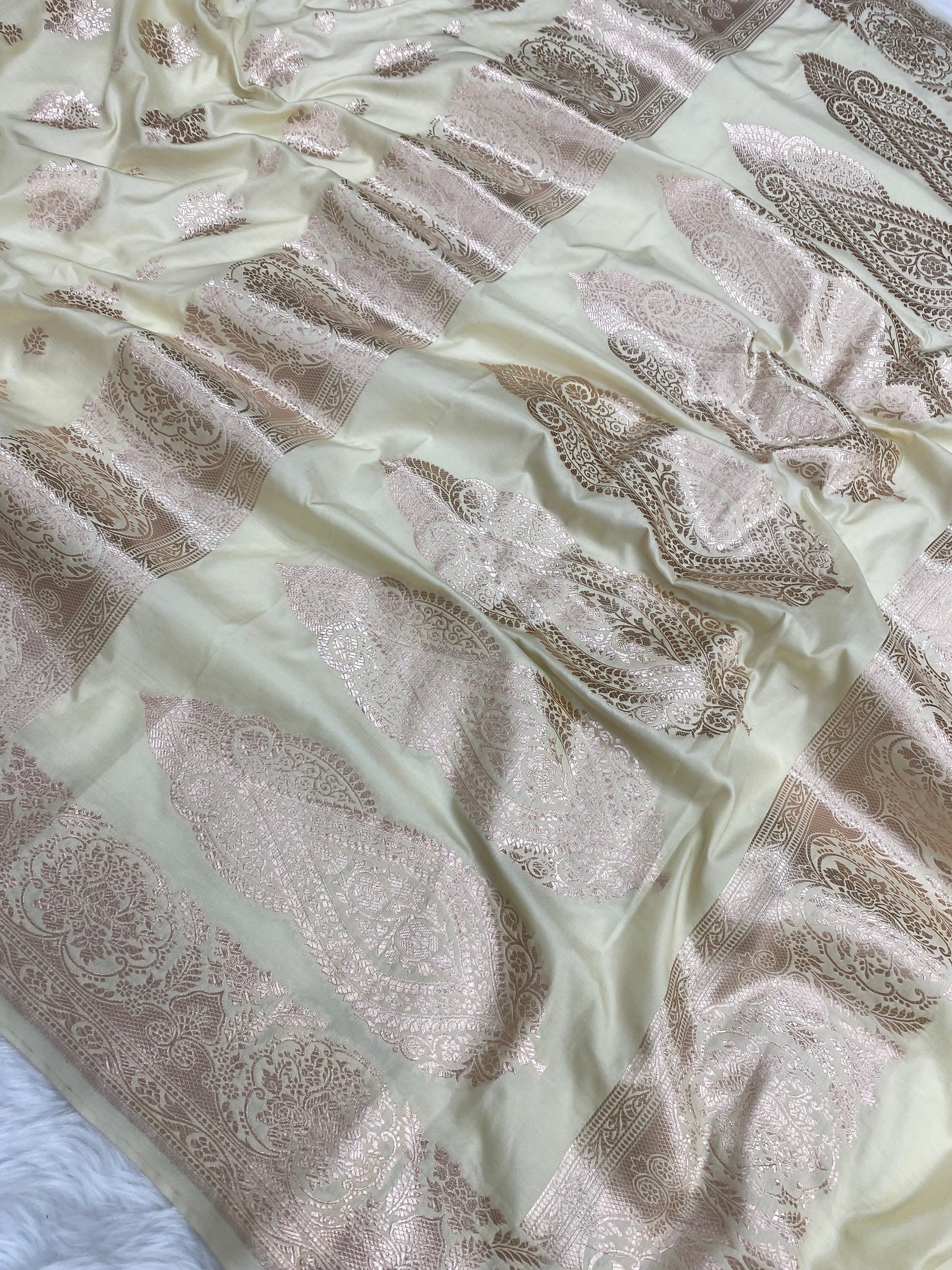 Half White Mashru Silk Banarasi Saree