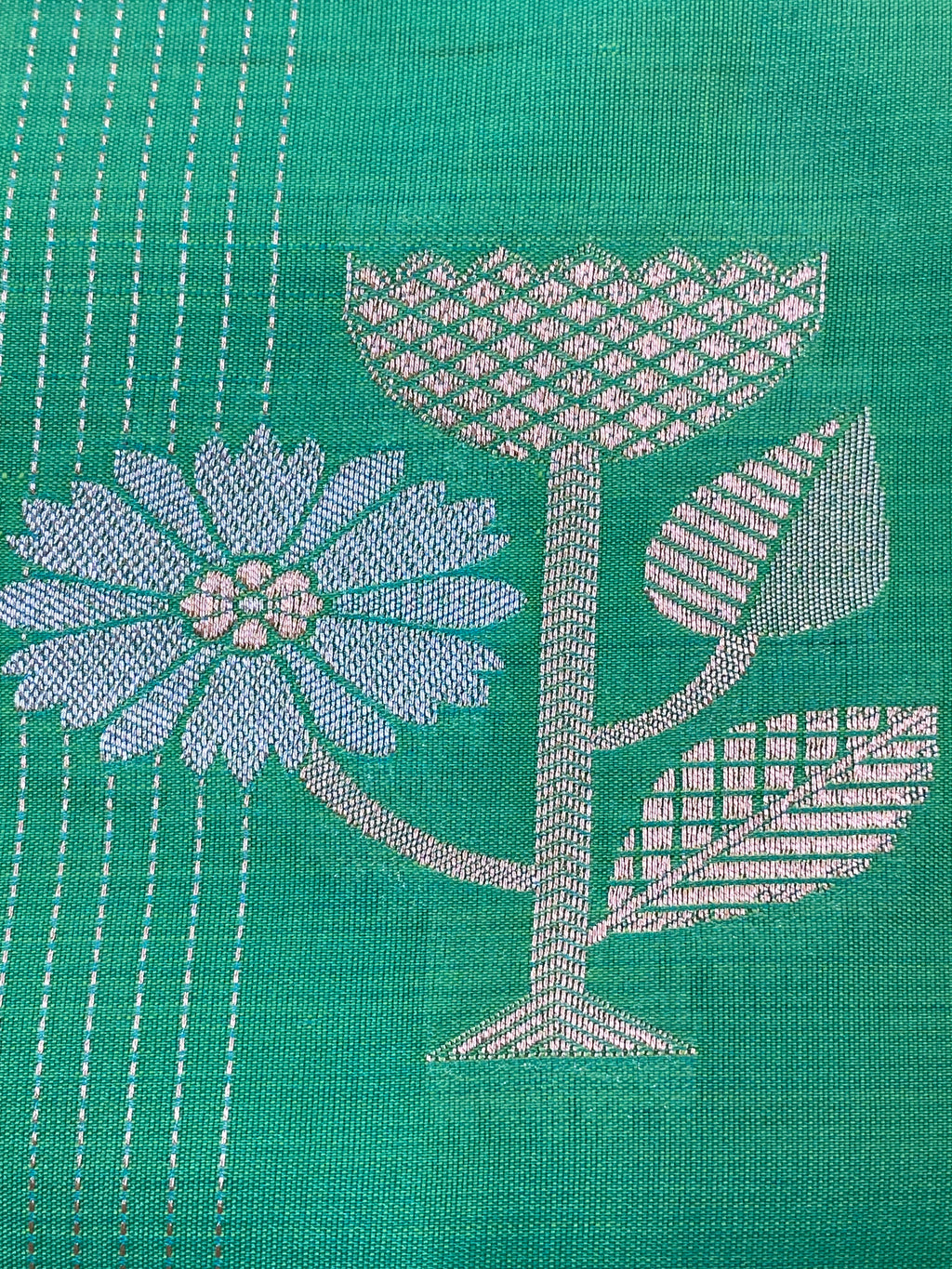 Elegant Green Banarasi Saree with Floral Zari Work
