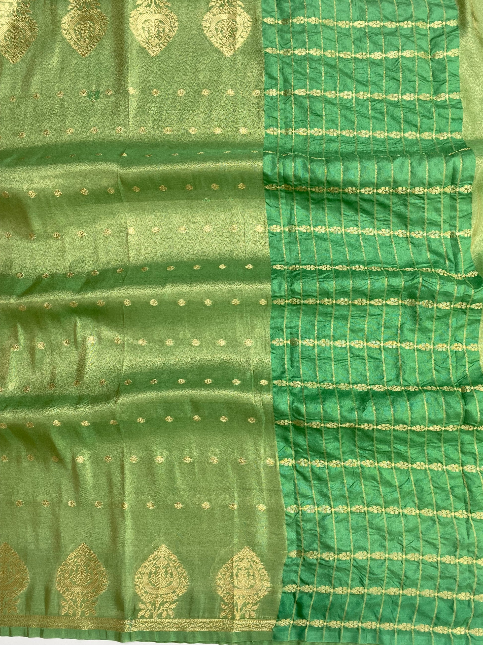 Semi Tissue Border Buti Banarasi Saree