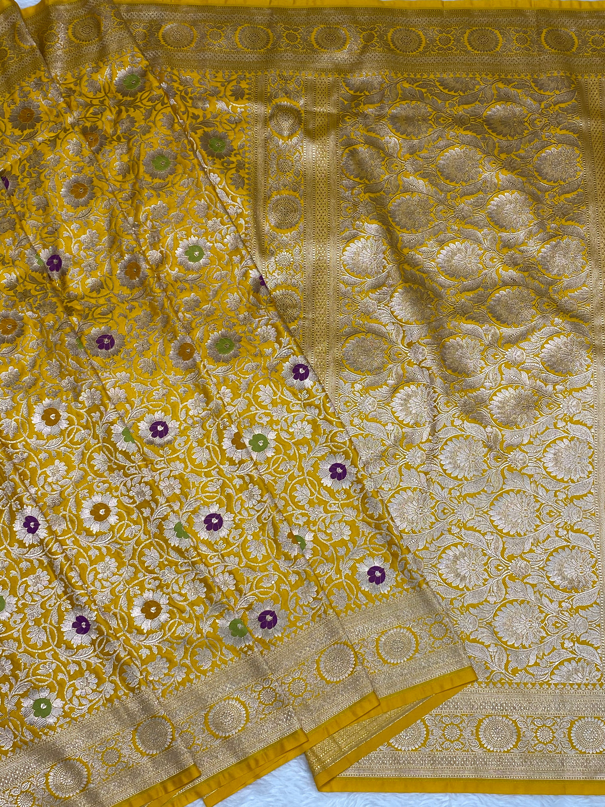 Yellow kinkhaab Mashru Silk Banarasi Saree – Golden Zari Floral & Meenakari Pattern