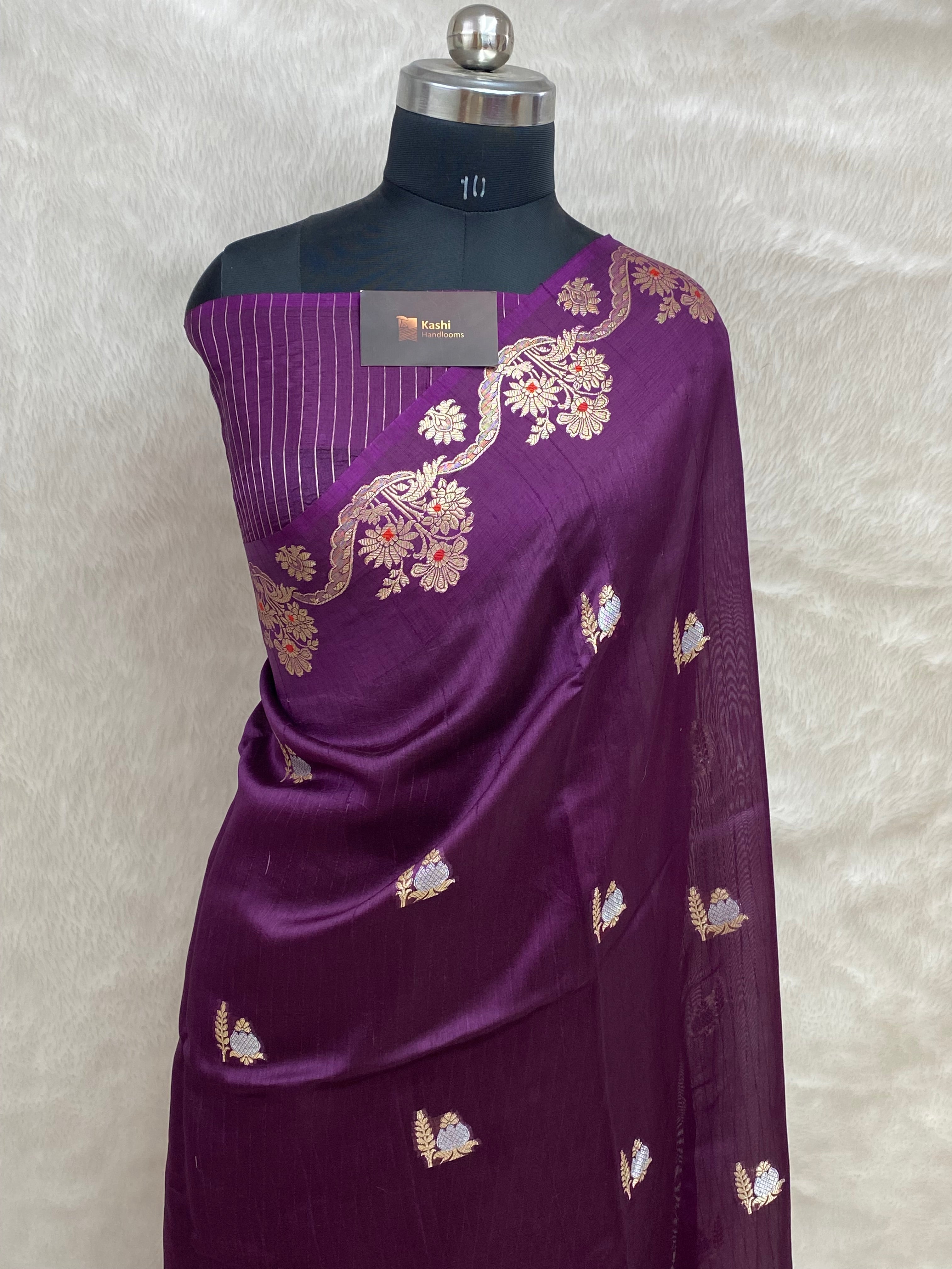 100% pure viscose Magenta Color Banarasi Saree