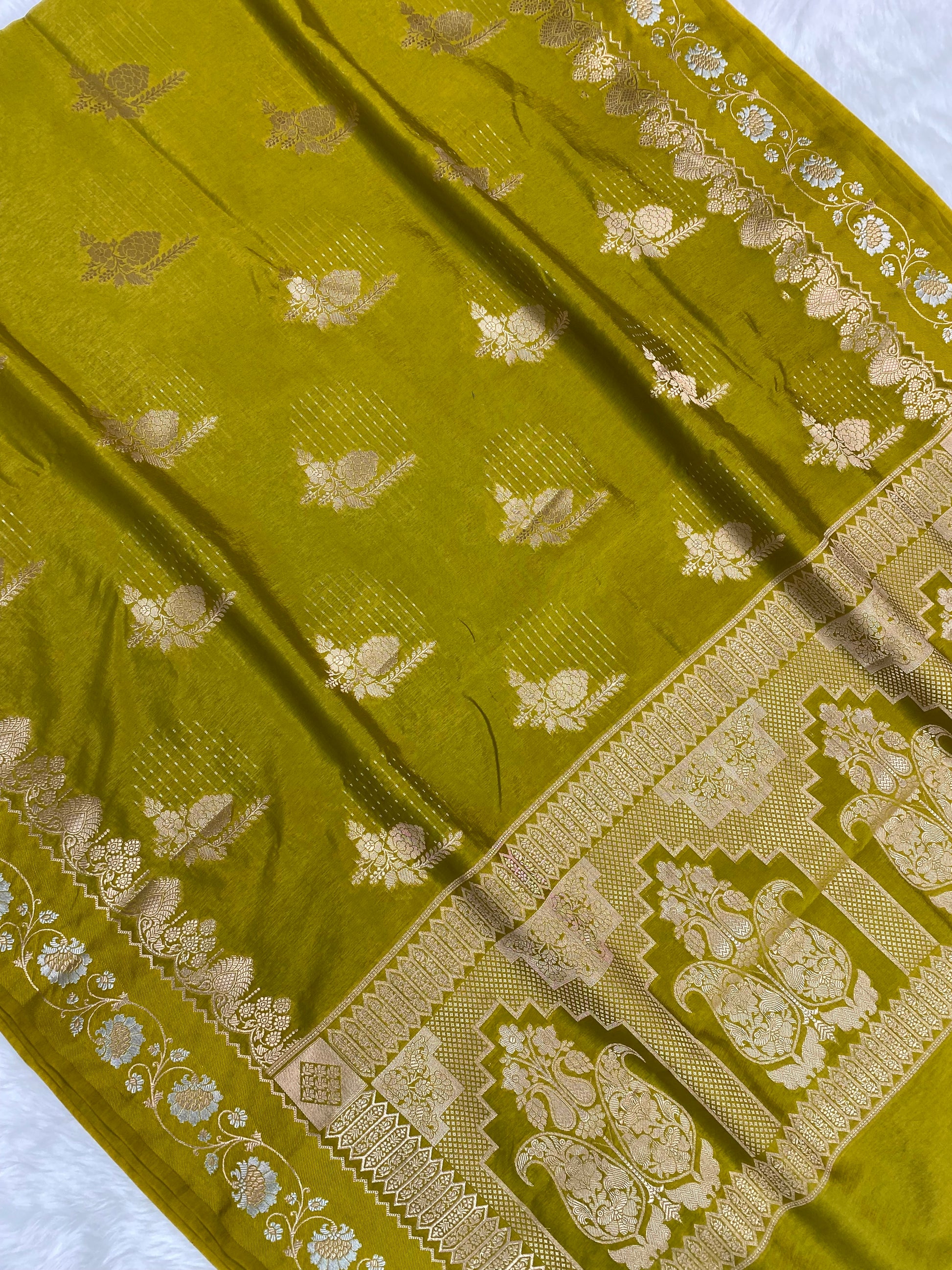 Dhani Viscose Banarasi Saree