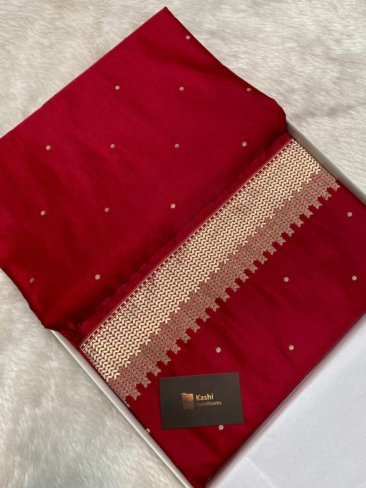 Bridal Red Chundri Buti Mashru Silk Banarasi Saree ❤️