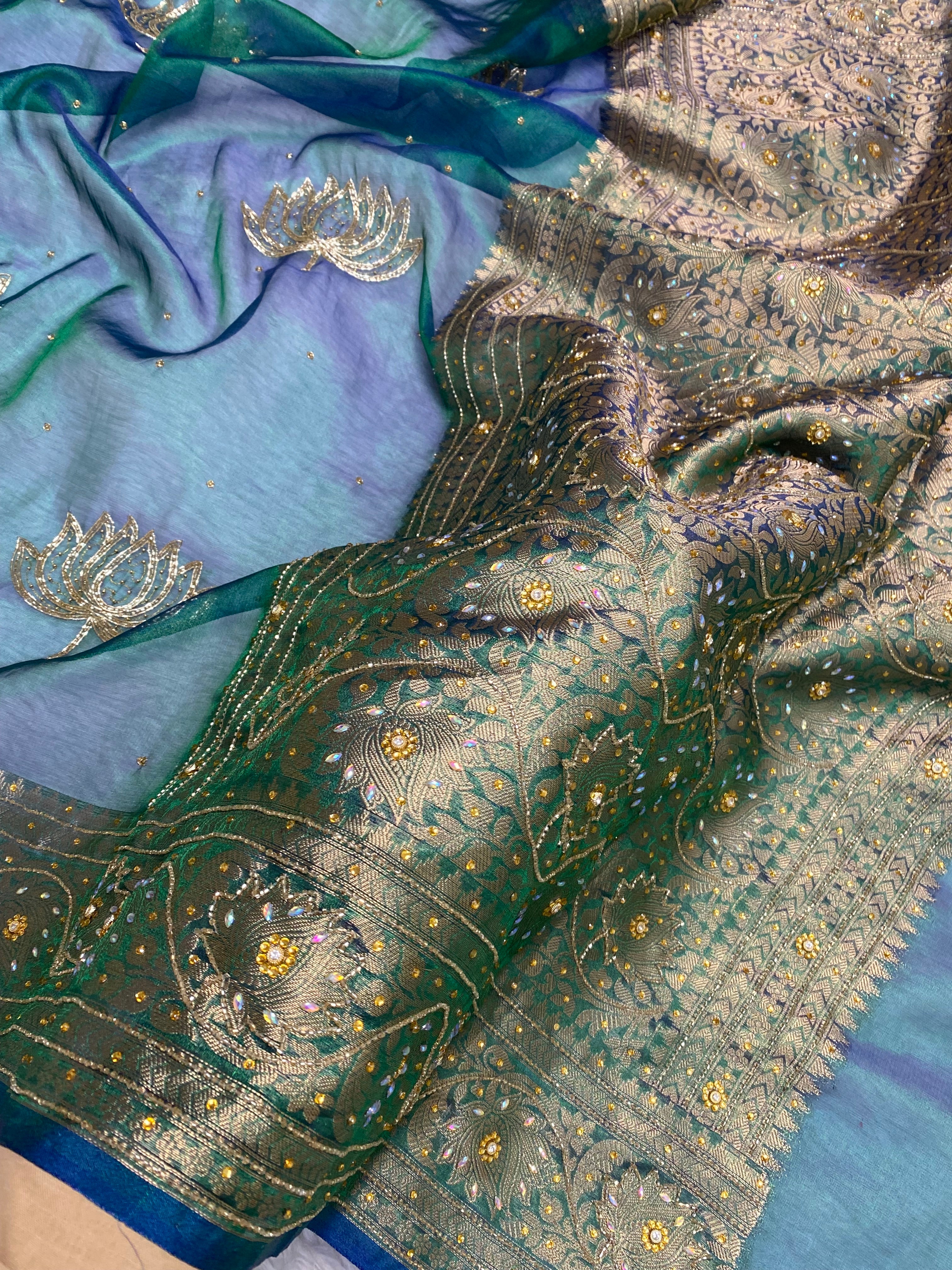 New Tissue Banarasi Saree with Beautiful Handwork ✨