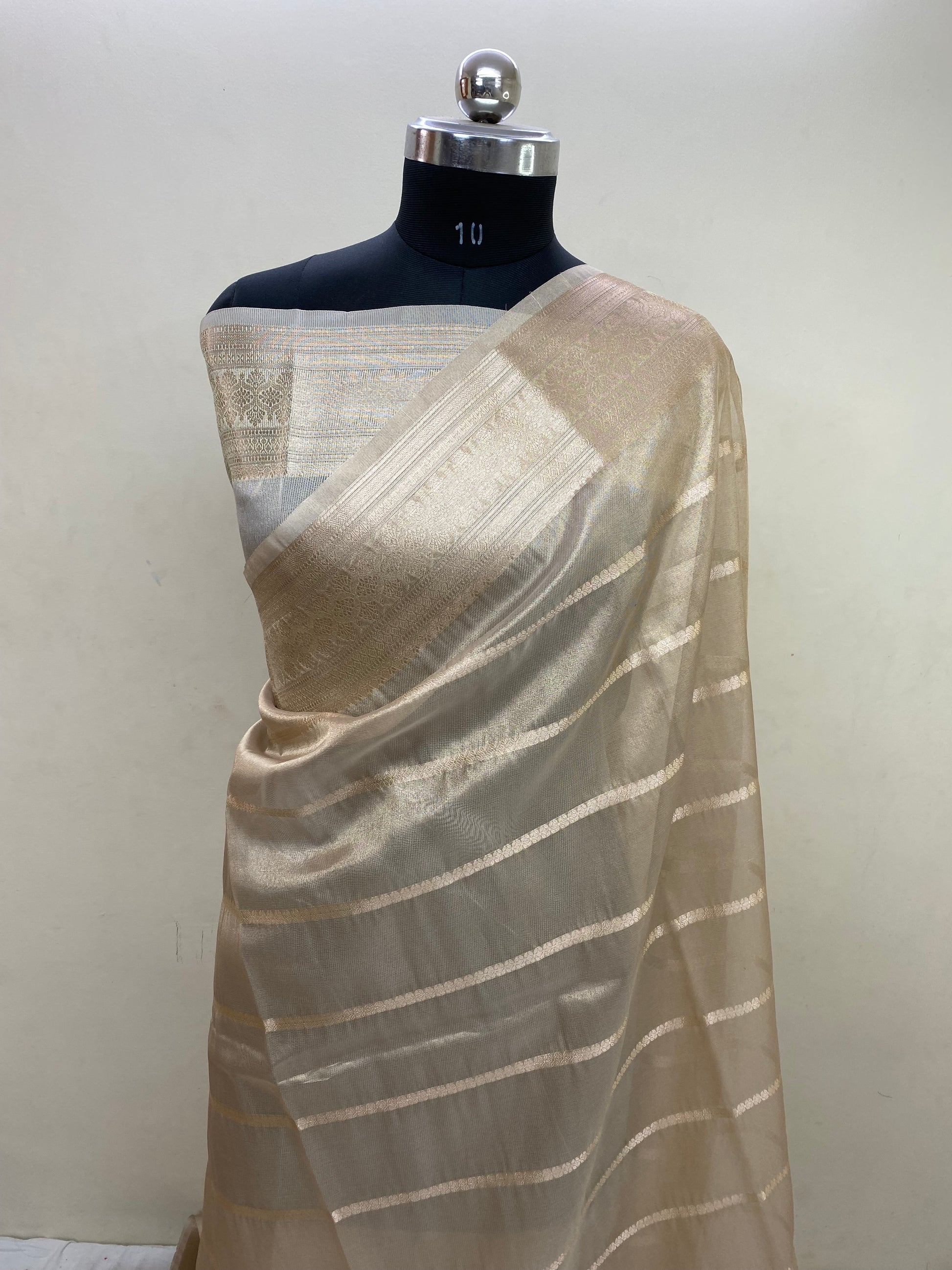 Natural Tissue Silk Banarasi Saree
