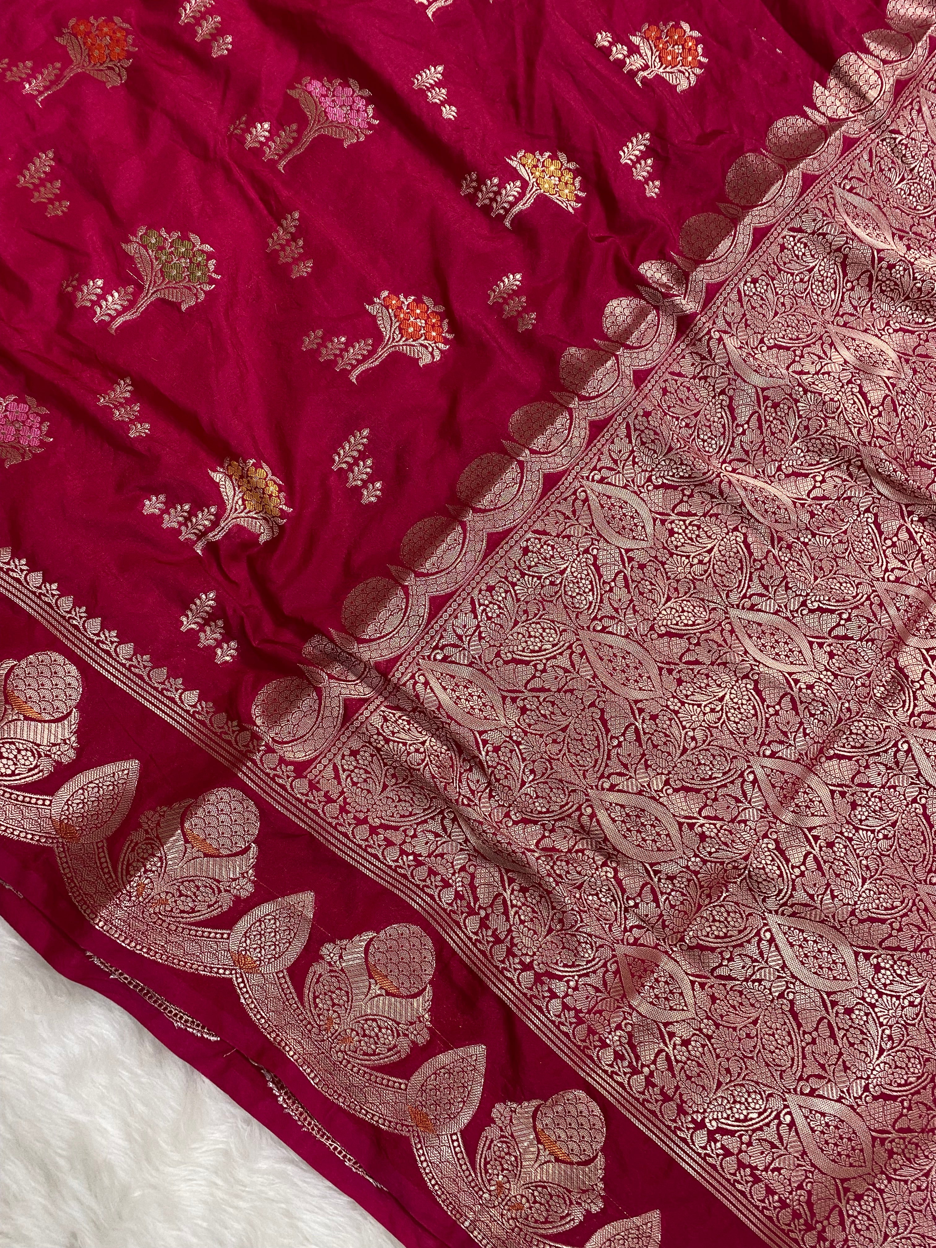Rani Color monga Silk Banarasi Saree