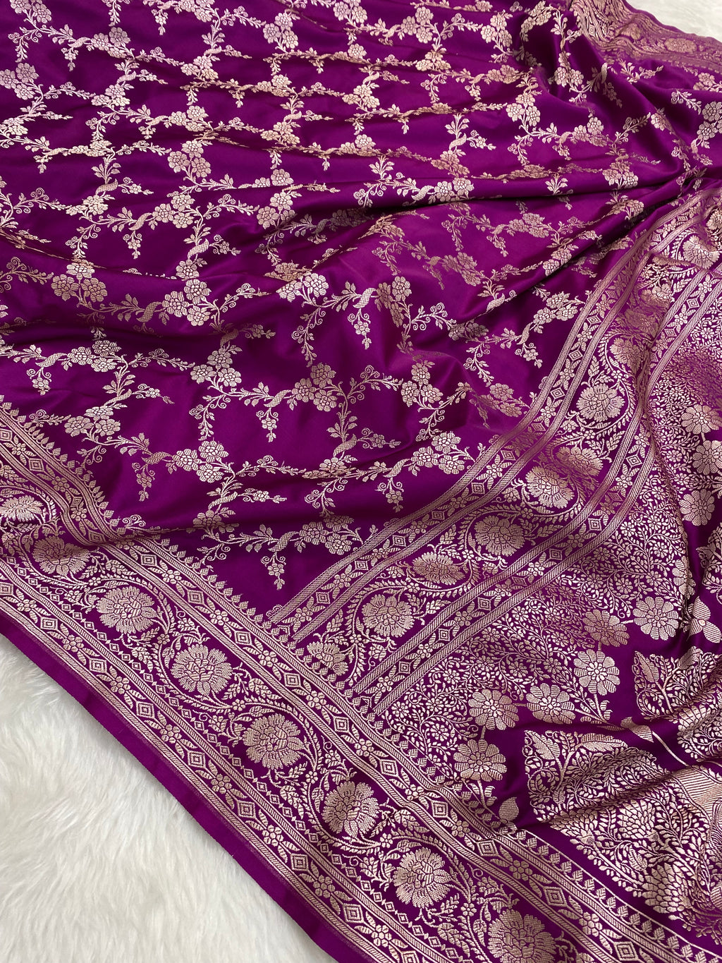 Magenta Mashru Silk Banarasi Saree