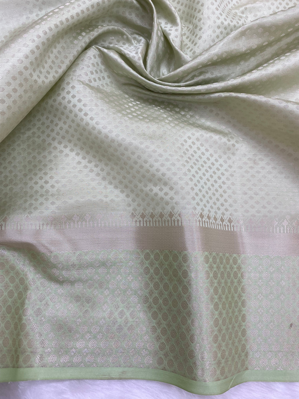Cream Brocade Tissue Silk Banarasi Saree