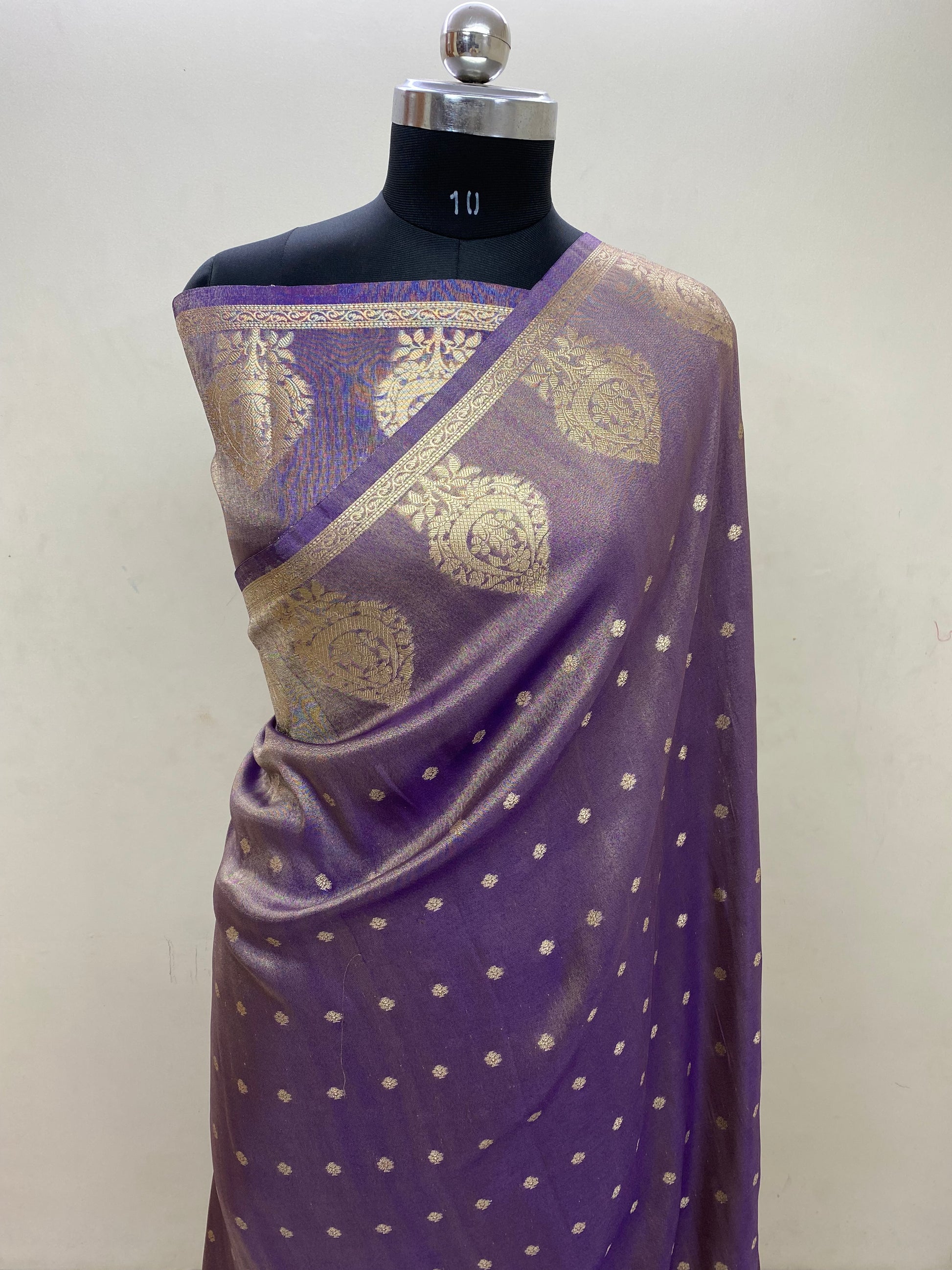 Semi Tissue Border Buti Banarasi Saree