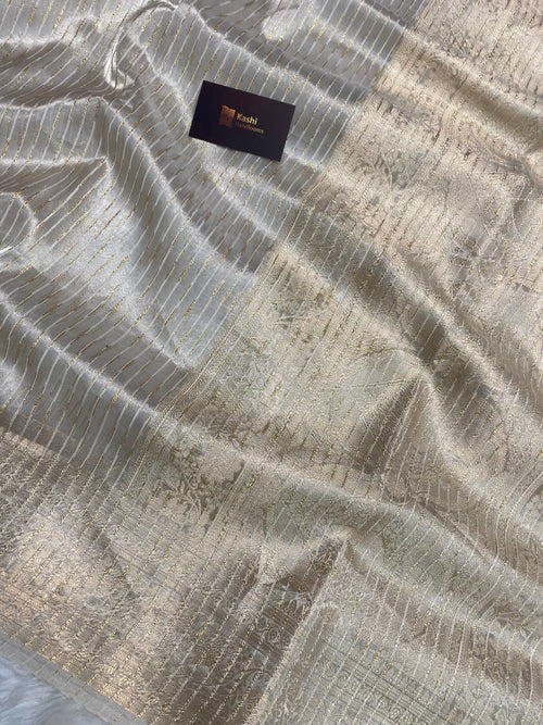 100% pure silver tissue strike Banarasi saree