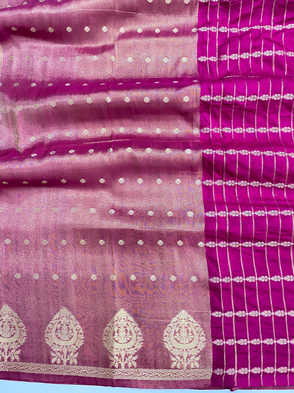 Semi Tissue Border Buti Banarasi Saree
