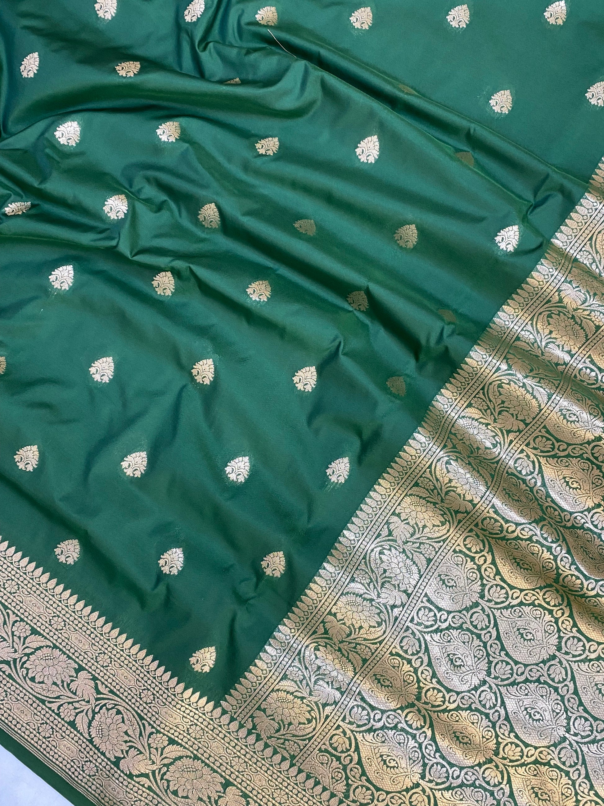Mashru silk Green tone Banarasi Saree