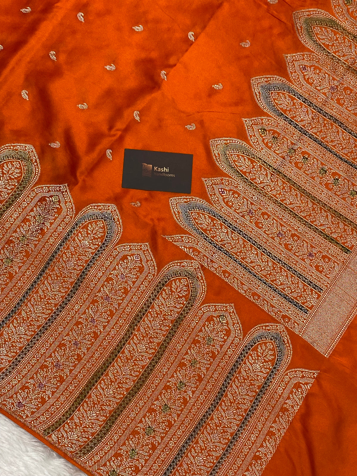 Fanta colour masru silk Banarasi saree with minakri border