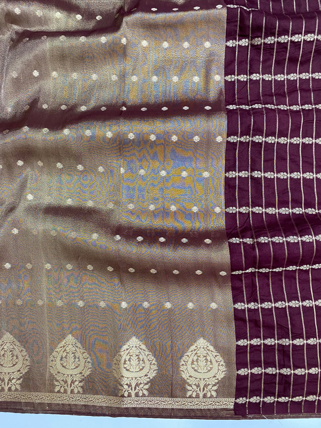Semi Tissue Border Buti Banarasi Saree