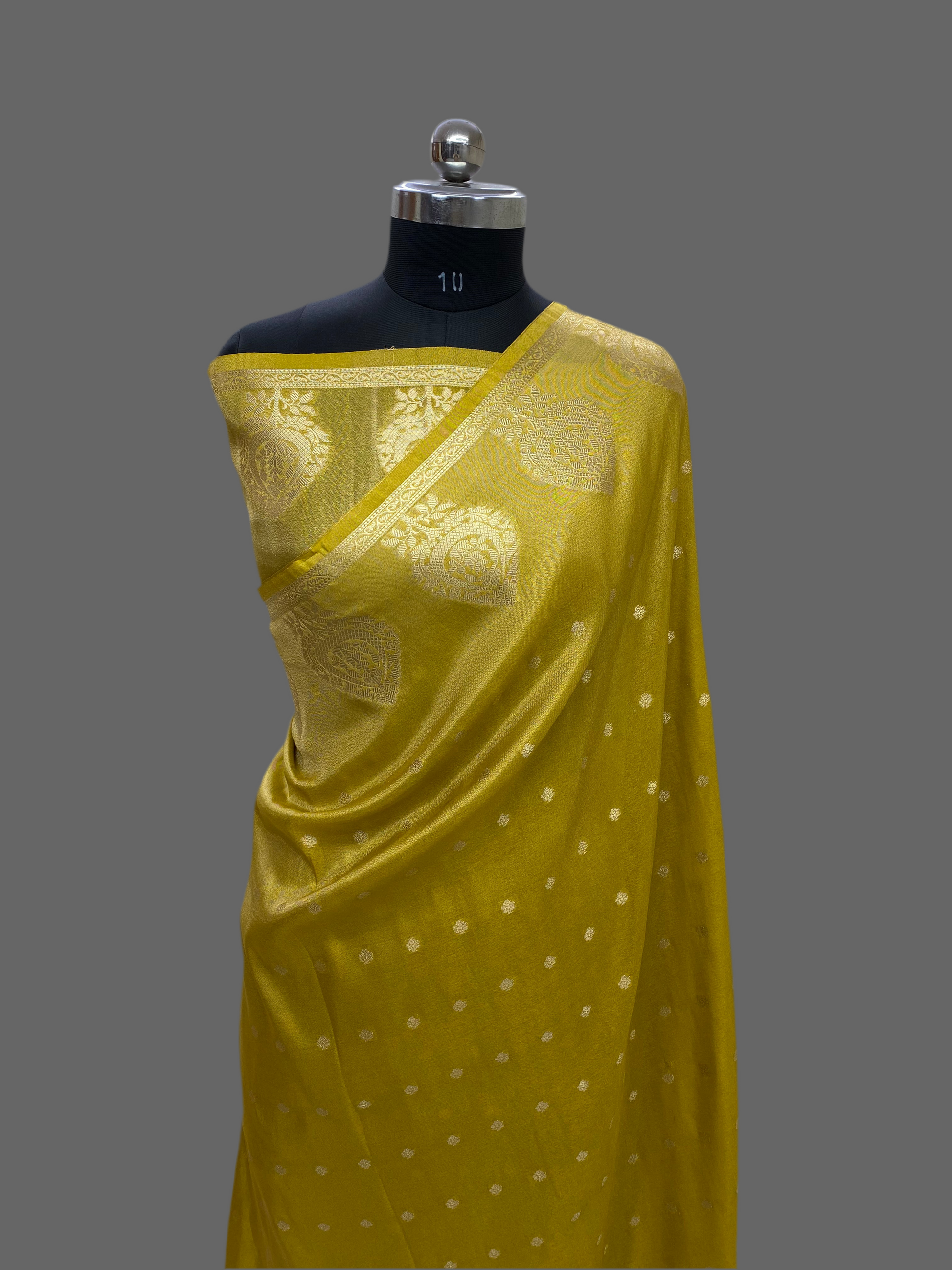 Semi Tissue Border Buti Banarasi Saree