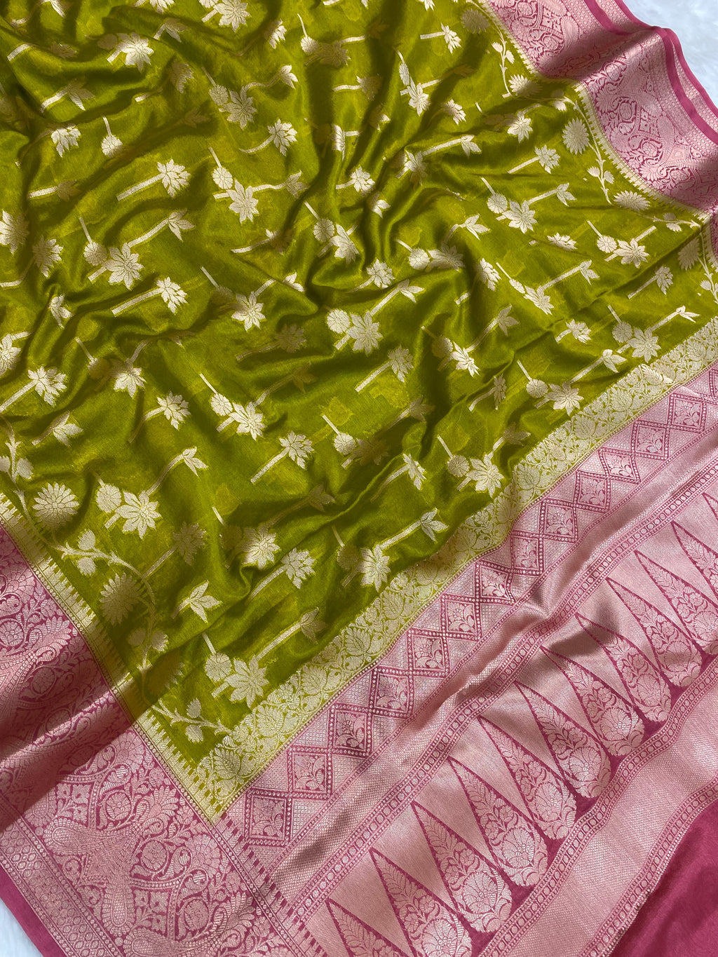 Dhani Crepe Silk Banarasi Saree