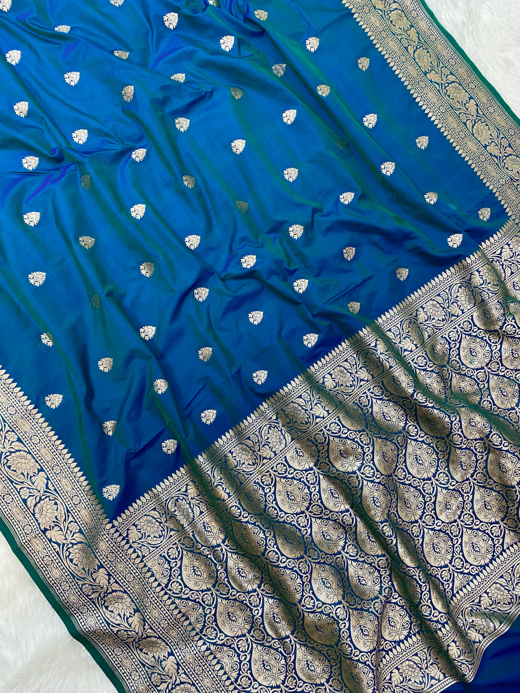 Royal Blue Dhoop Chaw Banarasi Saree
