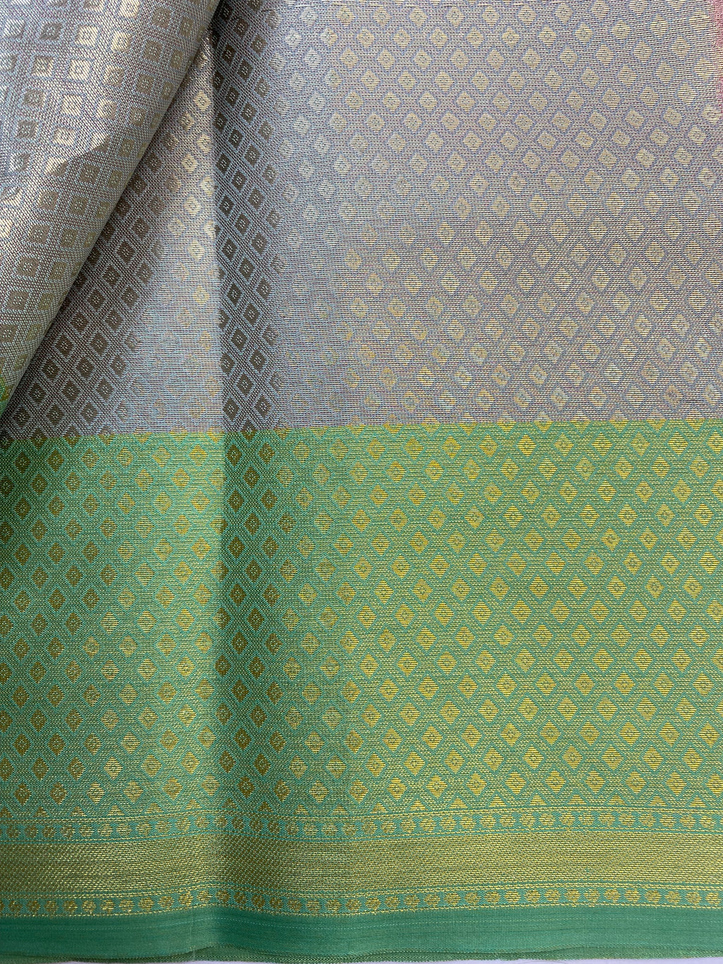 Contrast Border and Pallu Tissue Silk Banarasi Saree