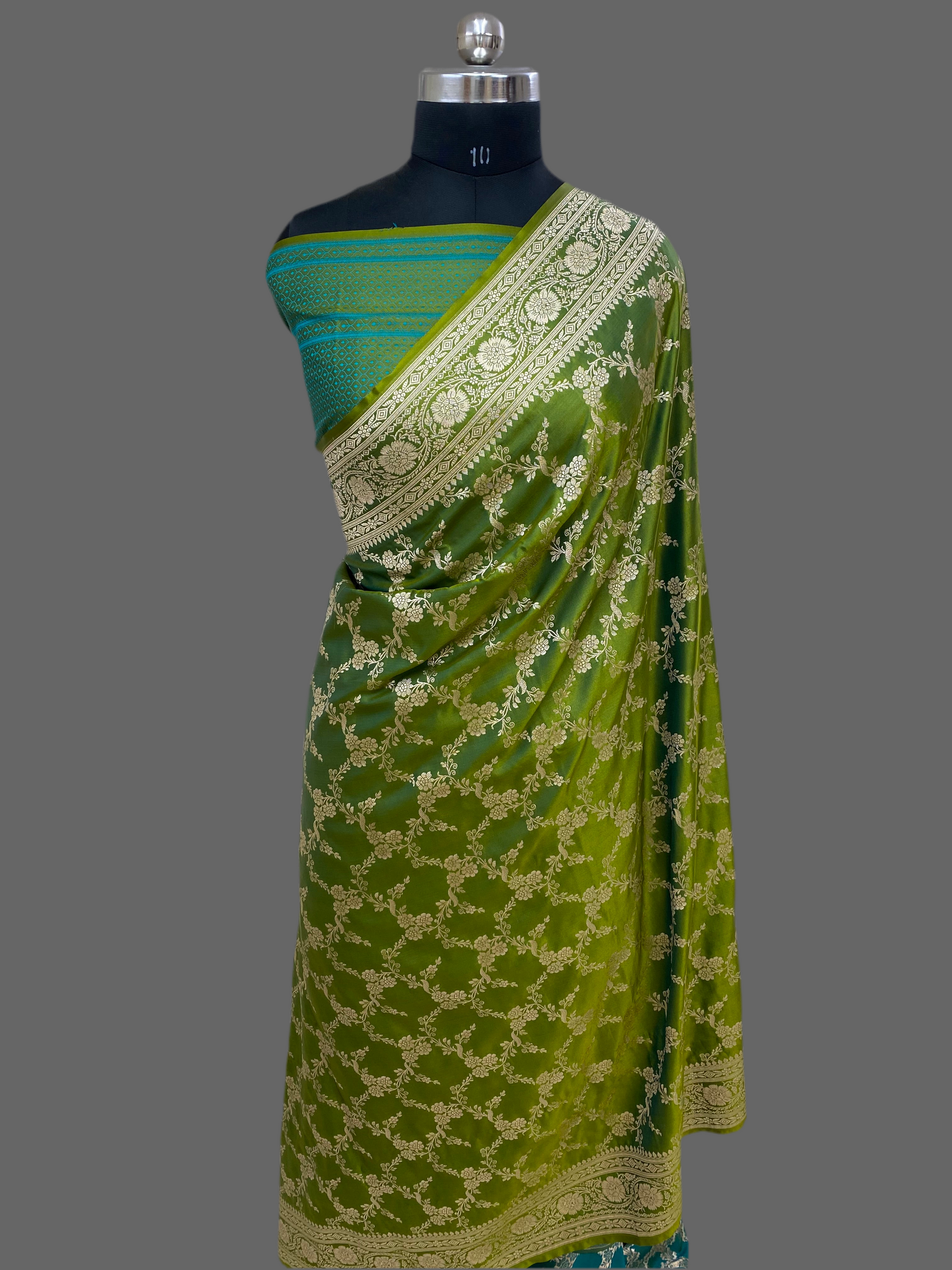 Dhoop Chaw Mashru Silk Banarasi Saree