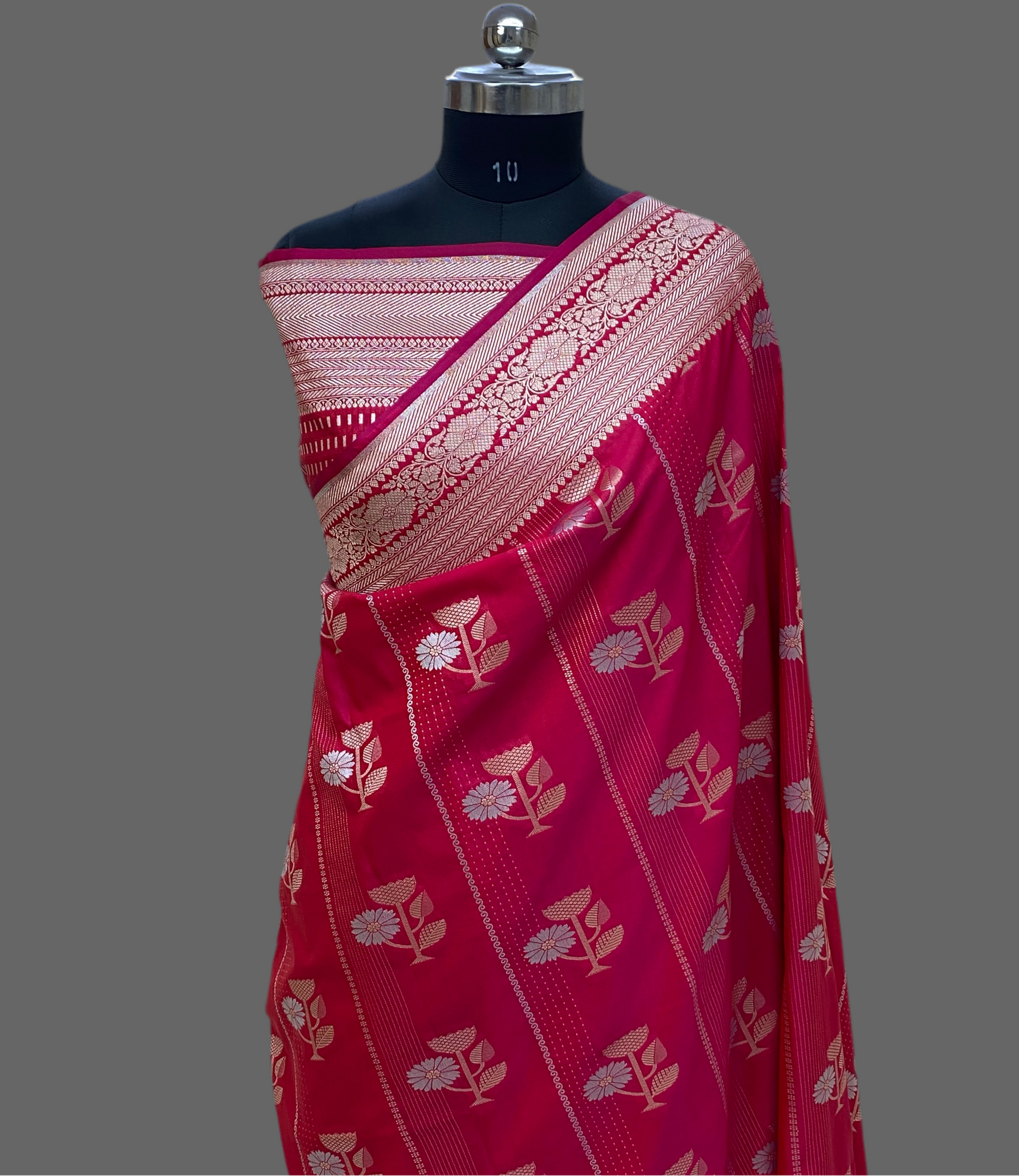 Elegant Green Banarasi Saree with Floral Zari Work