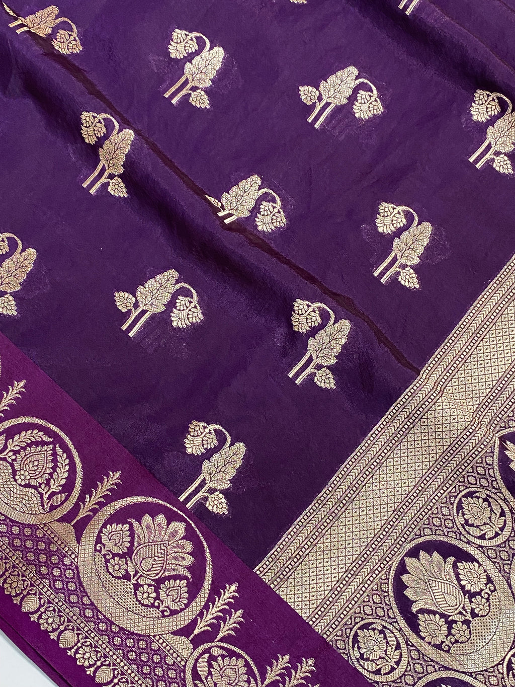 Royal Purple Raw Mango Border Buta with Golden Zari Banarasi Saree