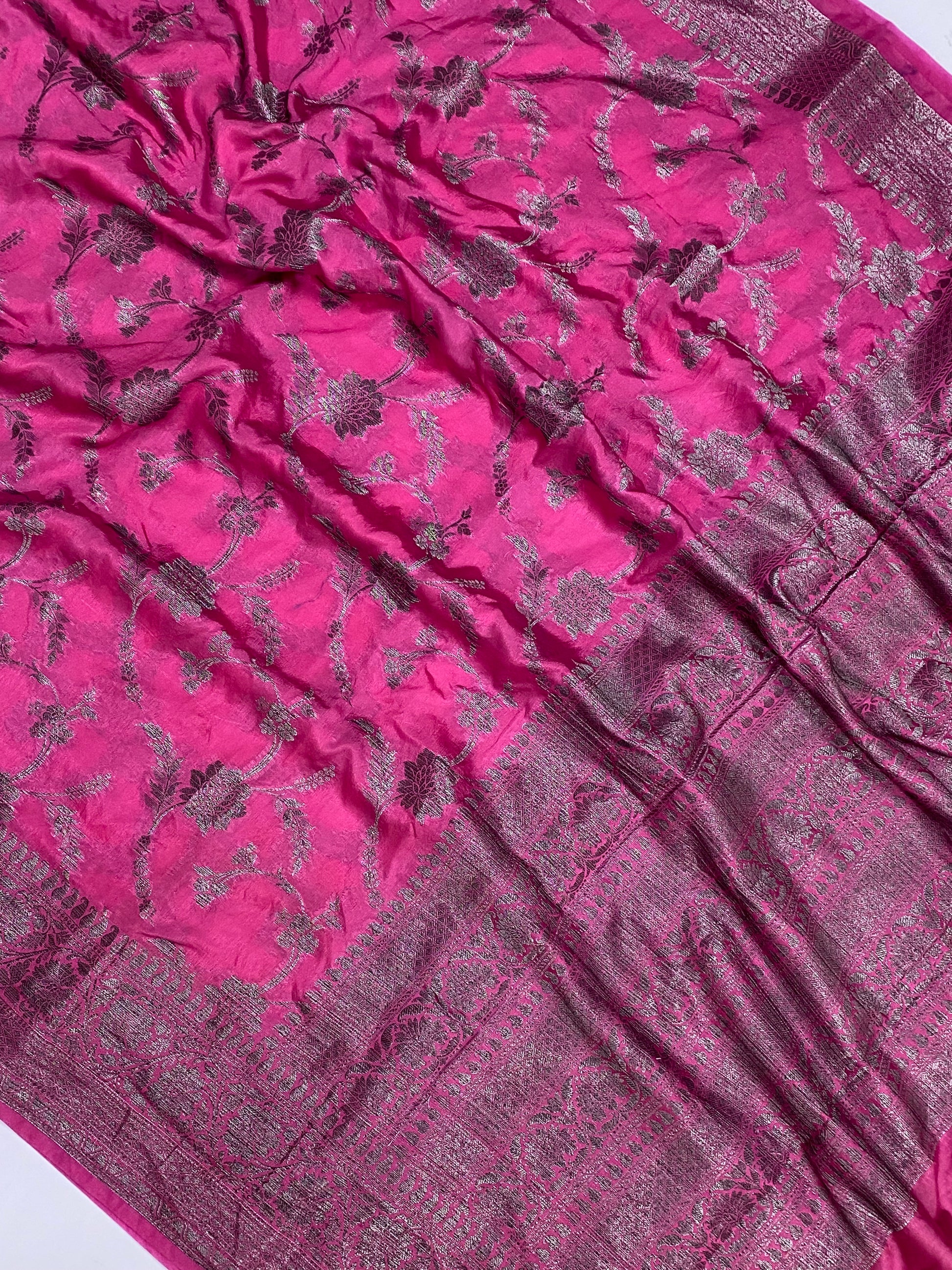 Dark Pink Georgette Jangla Pattern Banarasi Saree