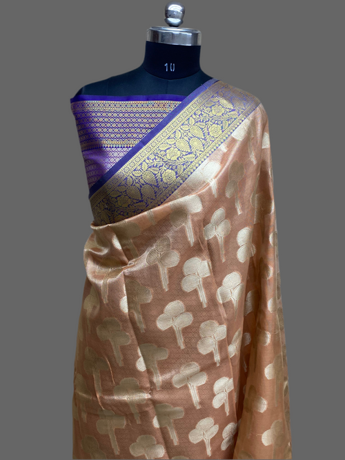 Contrast Border and Pallu Tissue Silk Banarasi Saree