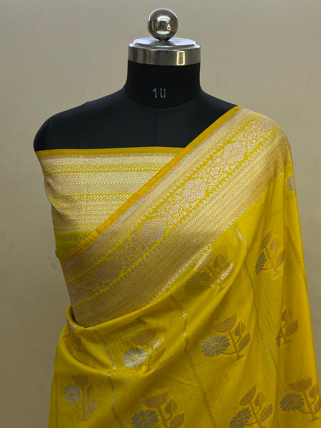 Semi Katan Alfi Buta Banarasi Saree