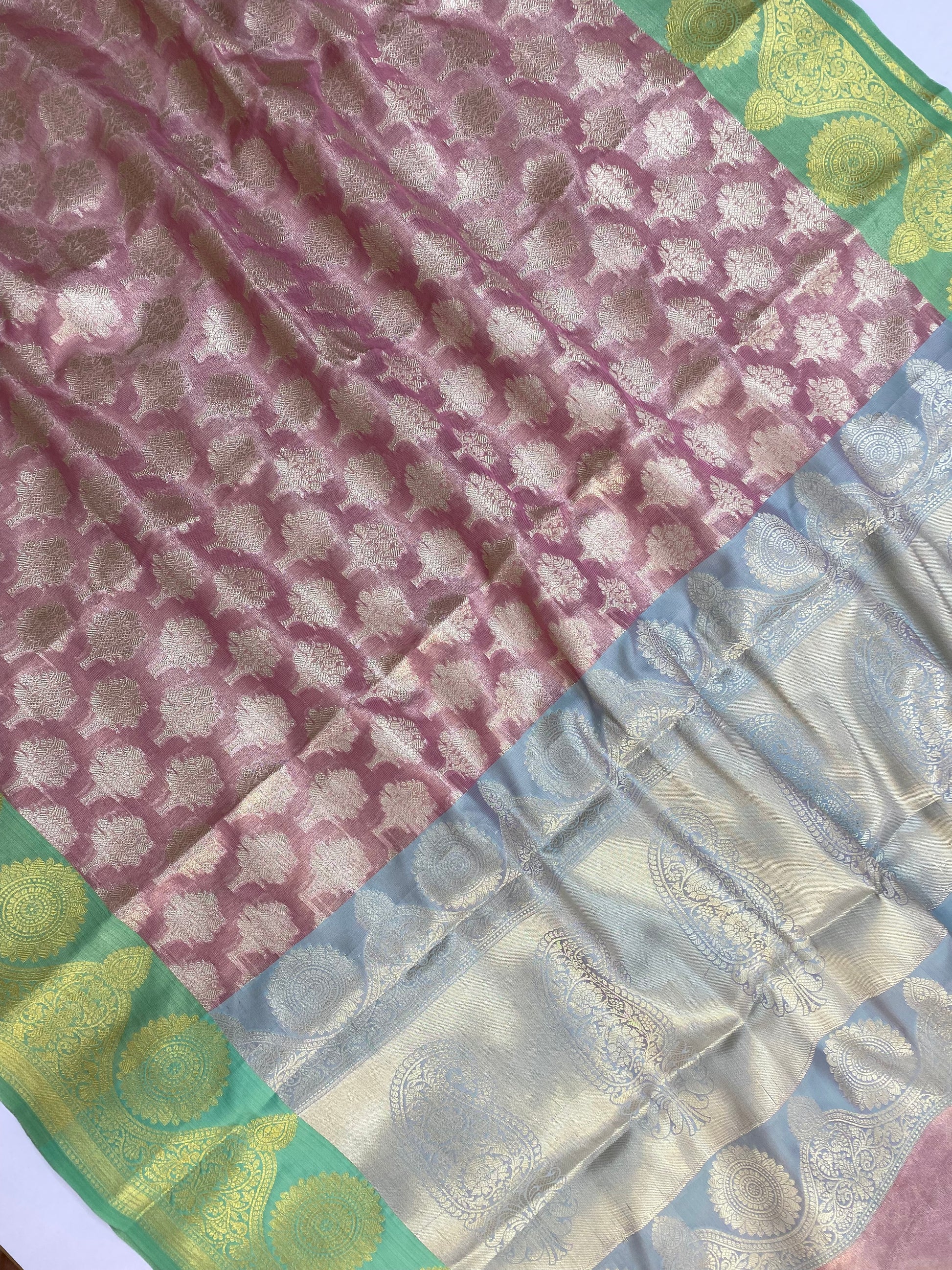 Contrast Border and Pallu Tissue Silk Banarasi Saree
