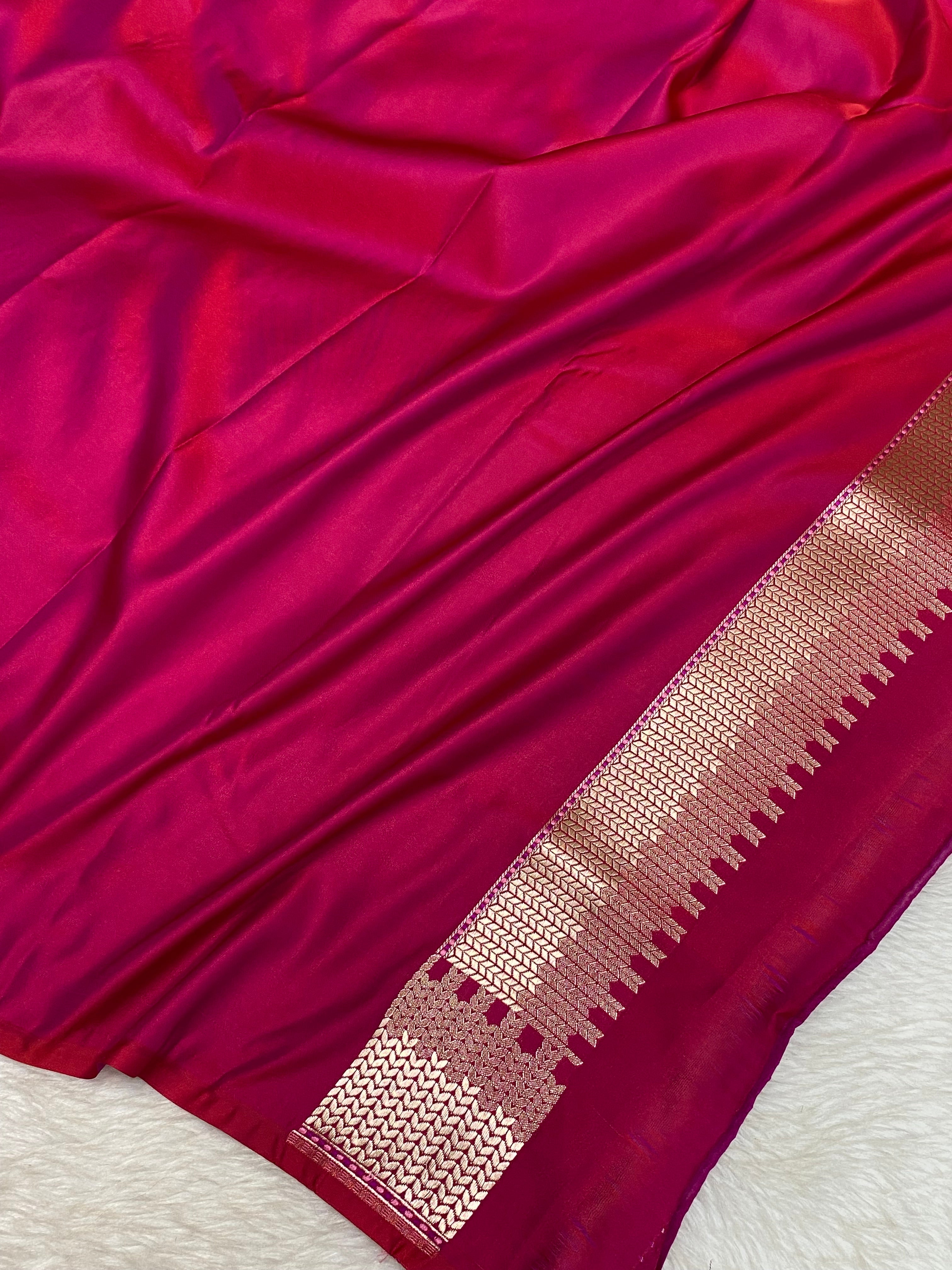 Cherry Rani Mashru Silk Banarasi Saree