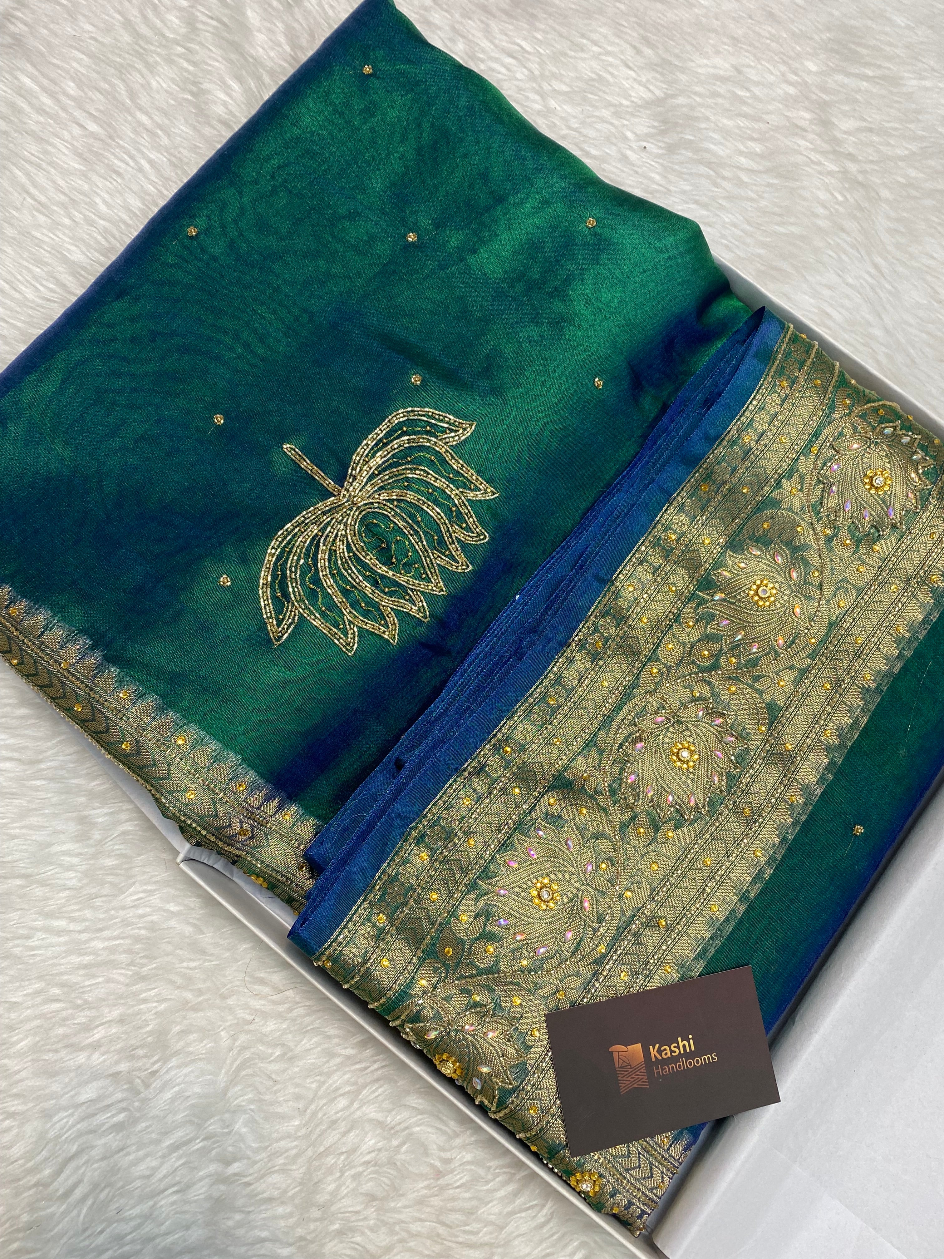 New Tissue Banarasi Saree with Beautiful Handwork ✨