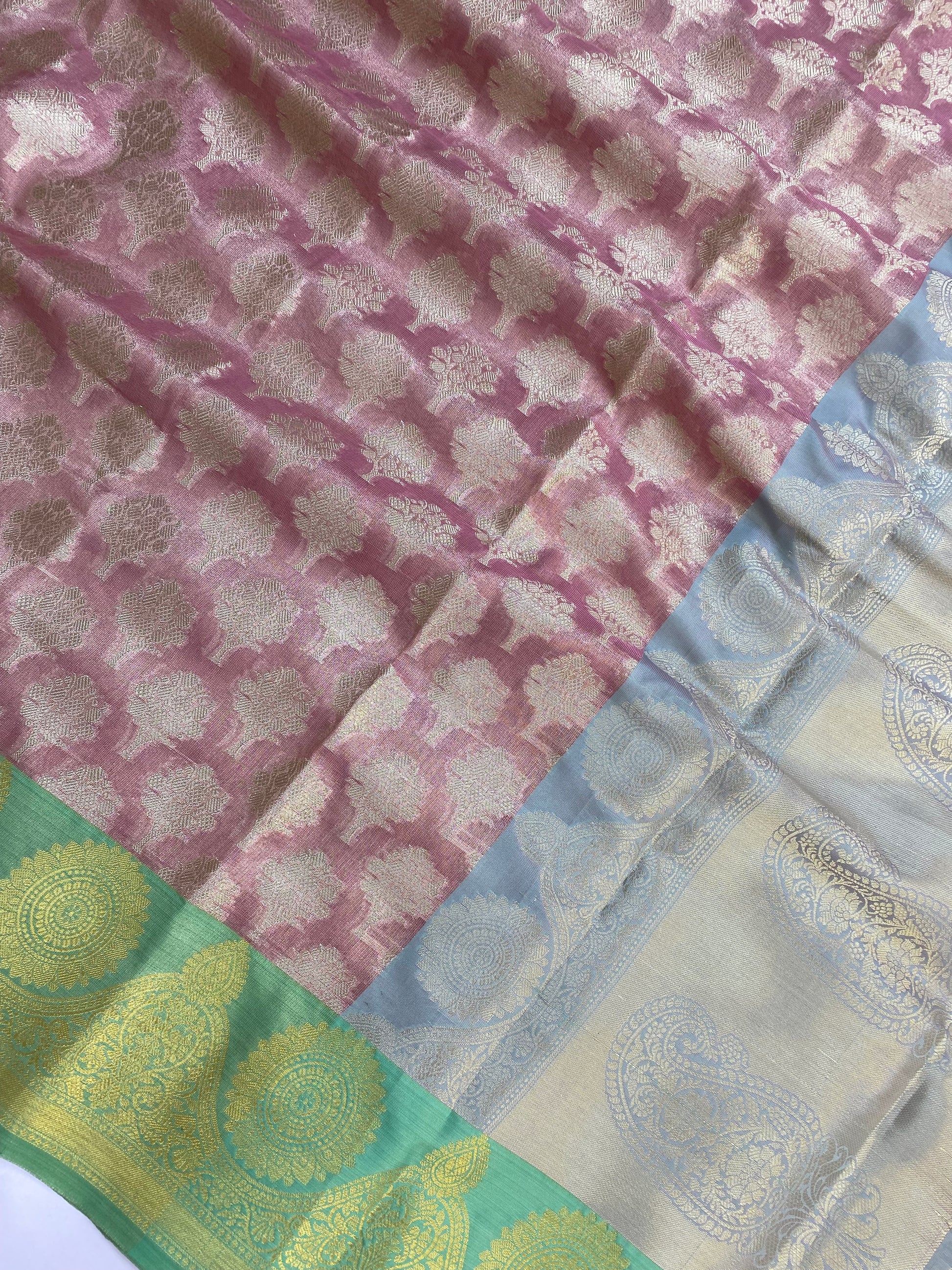 Contrast Border and Pallu Tissue Silk Banarasi Saree