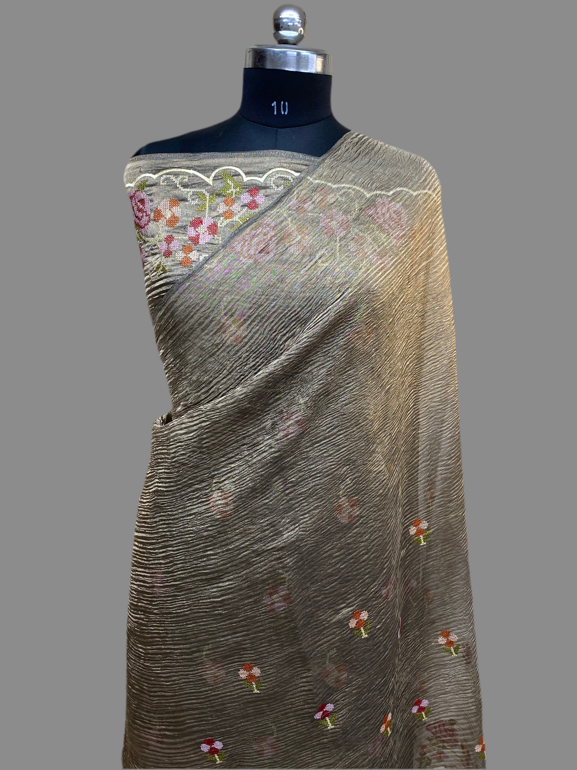 Pure Tissue Silk with hand cutwork Embroidery Banarasi Saree
