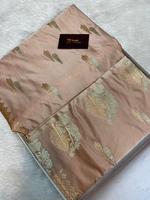Lite peach mashru silk banarasi saree