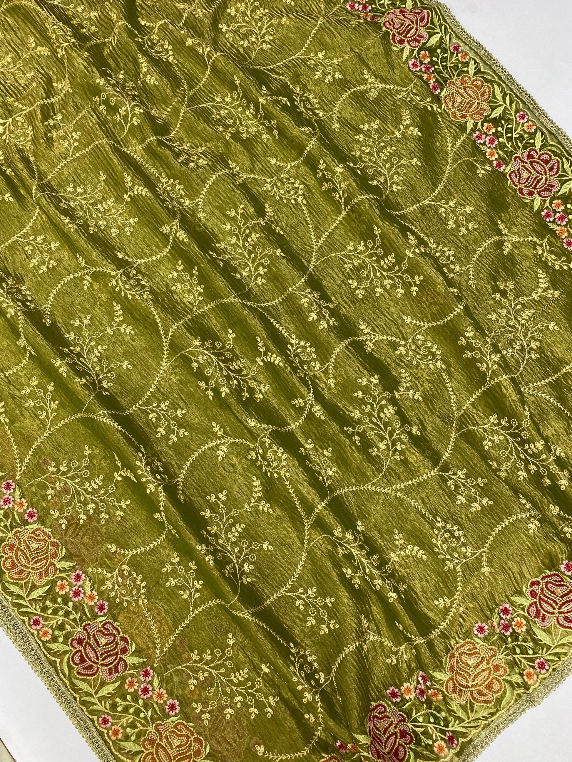 Pure Tissue Silk with hand Lace work Embroidery Banarasi Saree