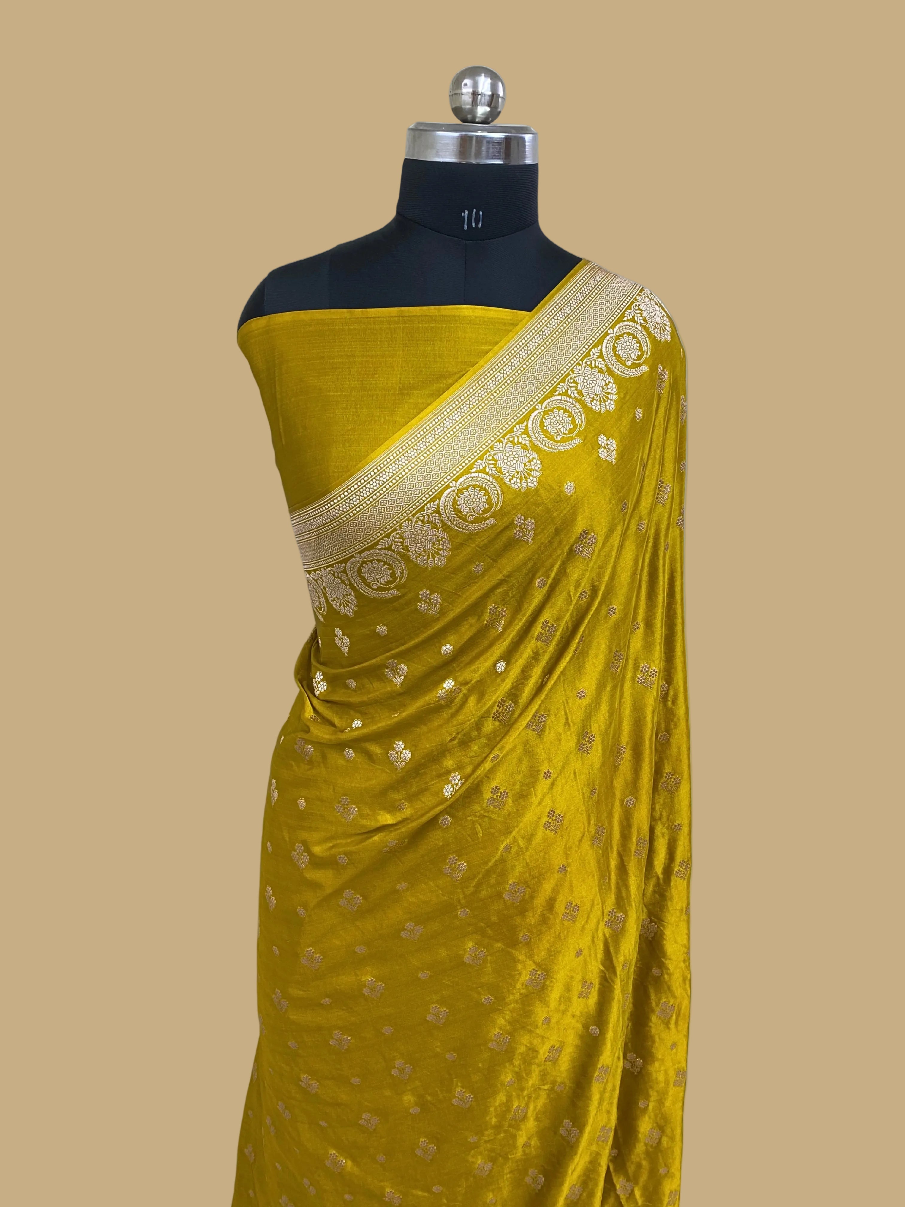 Dev Das Mashru Silk Banarasi Saree