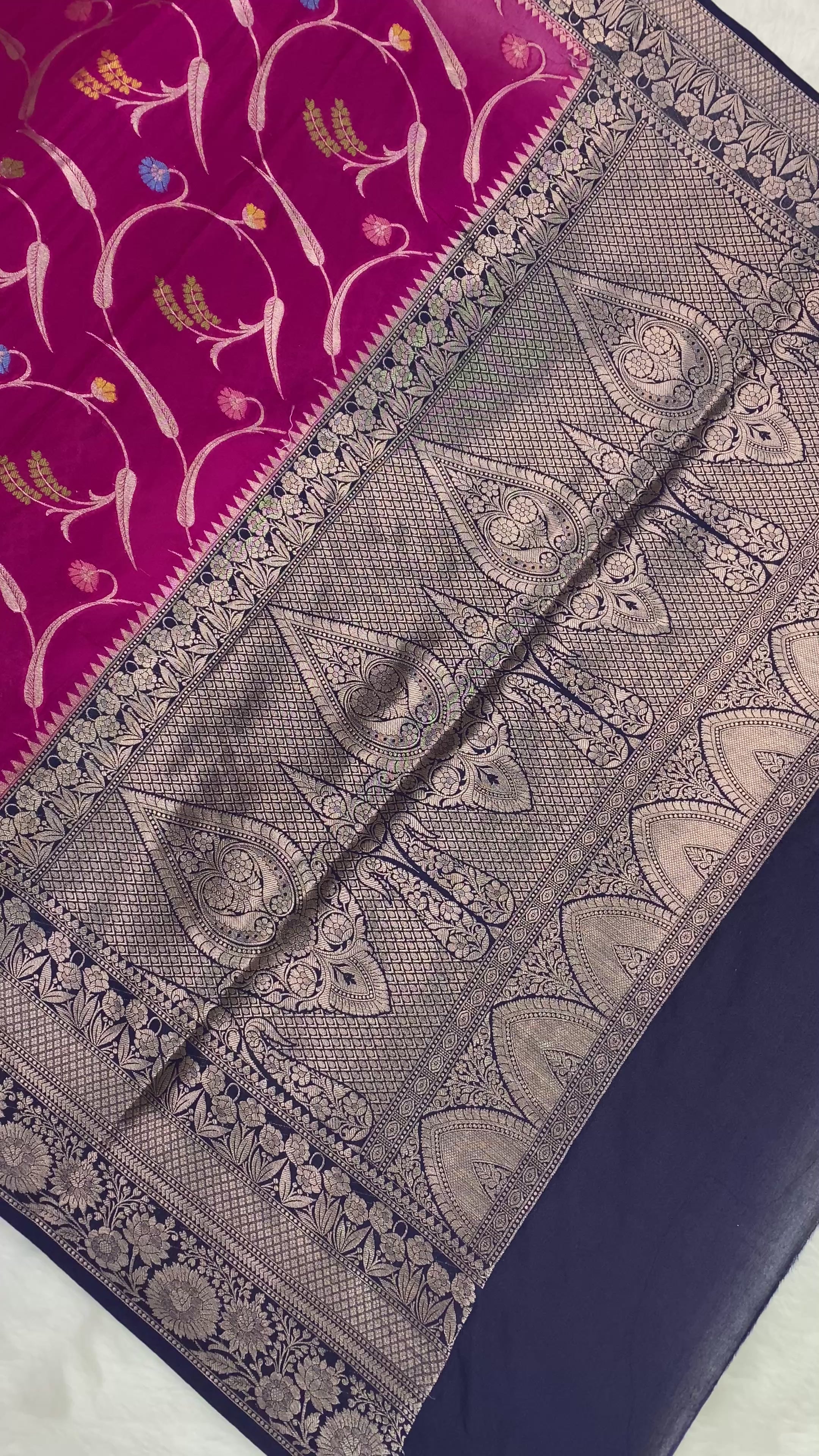 Rani monga Silk minakari Banarasi Saree
