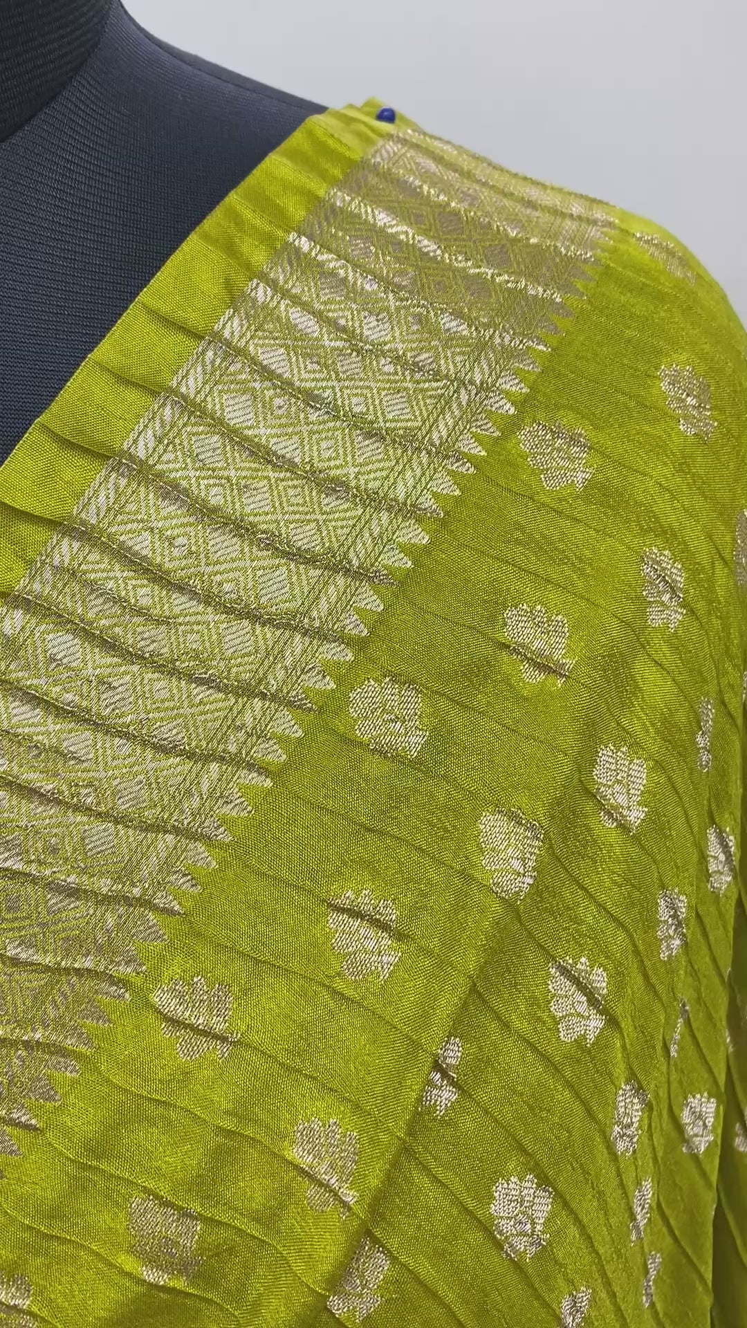 Dhani Boarder Buti with Crush Chinya Silk Banarasi Saree