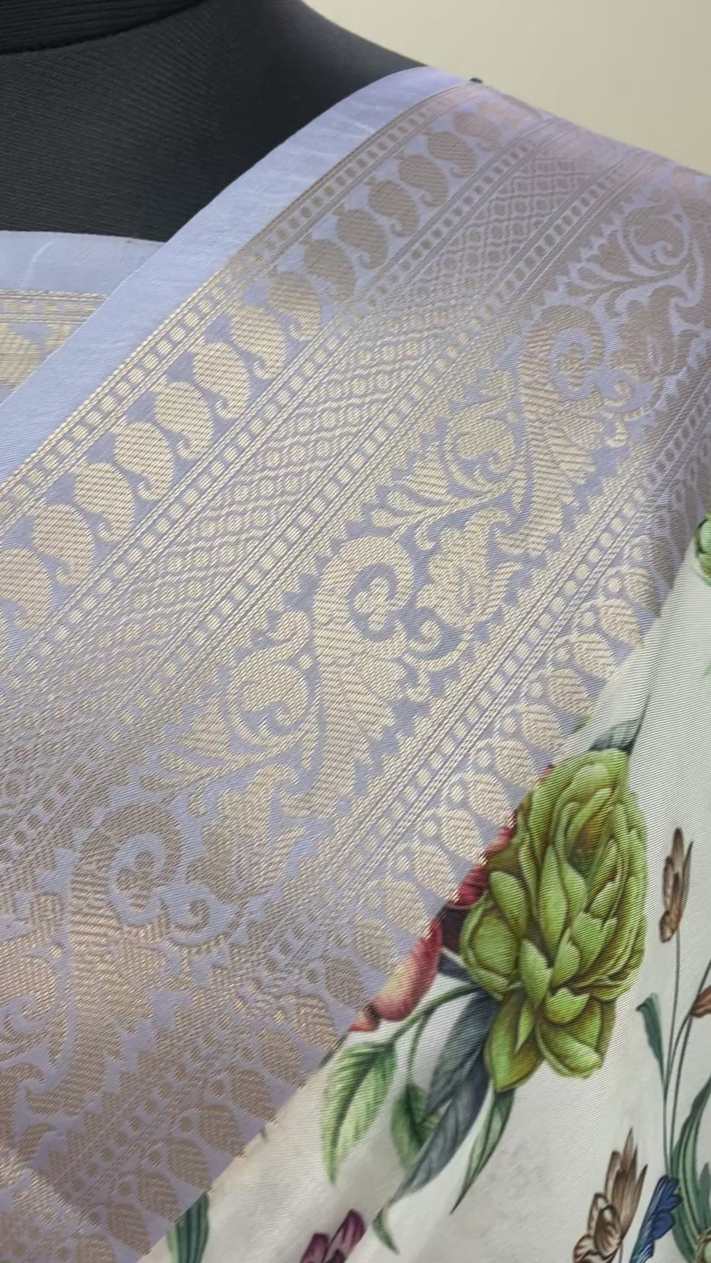 Off-White Floral Georgette Saree with Digital Print