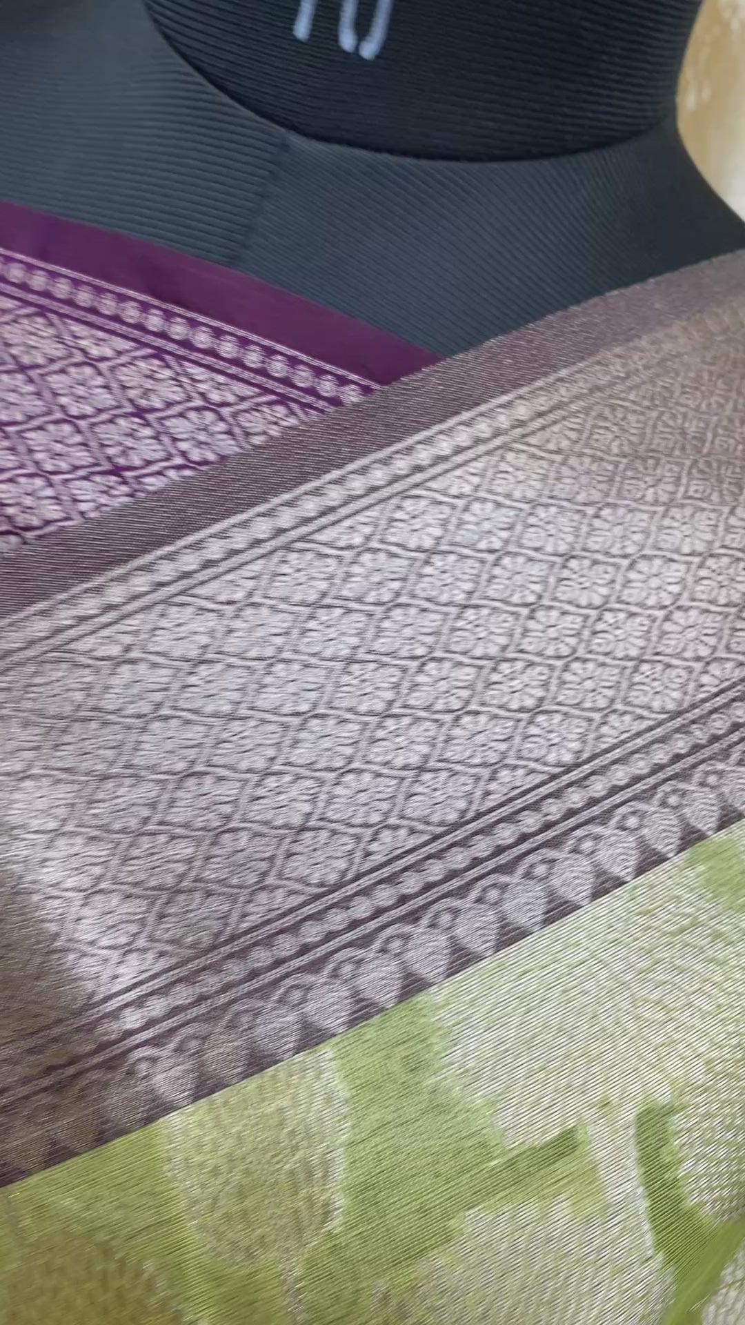 Contrast Border and Pallu Tissue Silk Banarasi Saree